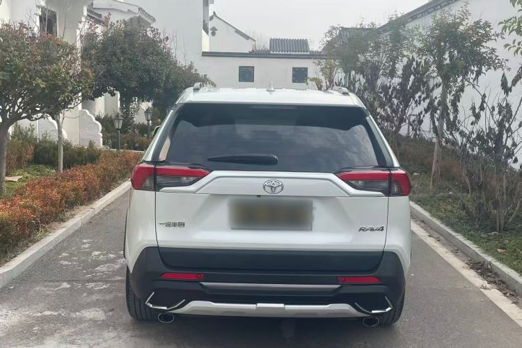 Used Toyota RAV4 2021 2.0L CVT Two-Wheel Drive Fashion PLUS Edition
