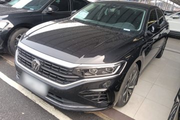 Used Volkswagen Passat 2022 330TSI Luxury Edition Custom Version