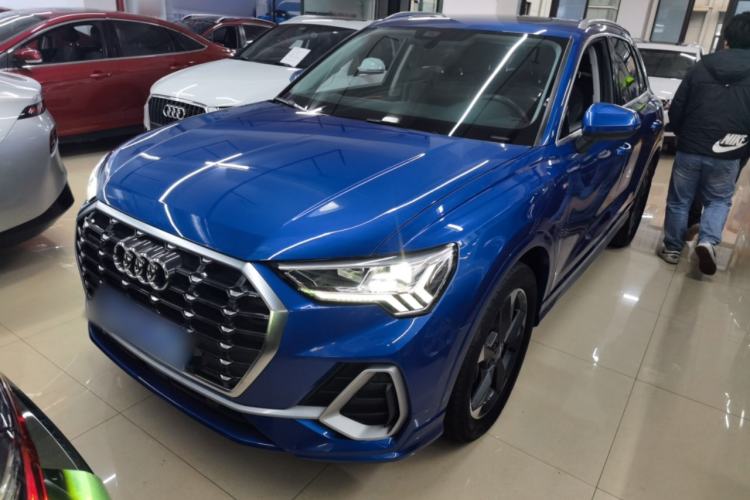 Used Audi Q3 2019 40 TFSI Fashion Dynamic Model