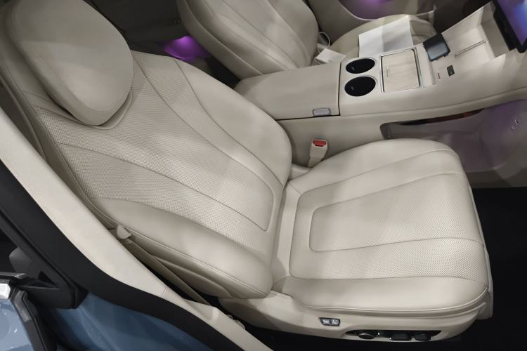 Used Hima Luxeed R7 2025 Extended-Range 331km Ultra