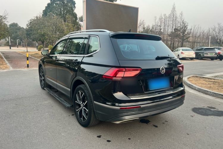 Used Volkswagen Tiguan L 2017 380TSI Automatic All-Wheel-Drive Flagship Edition
