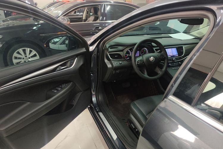 Used Buick LaCrosse 2022 552T Luxury Version
