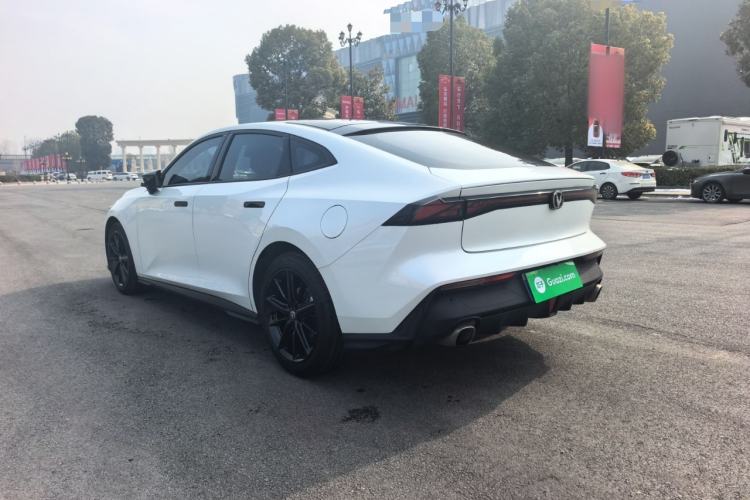 Used Changan UNI-V 2022 1.5T Prestige Version