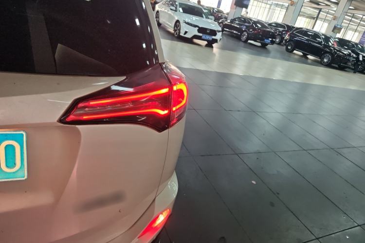 Used Toyota RAV4 2016 2.0L CVT Two-Wheel Drive Fashion Edition China V Standard