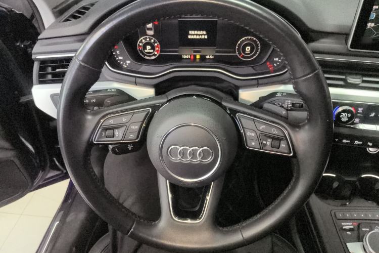 Used Audi A4L 2019 40 TFSI Fashion Edition China VI Emission Standard
