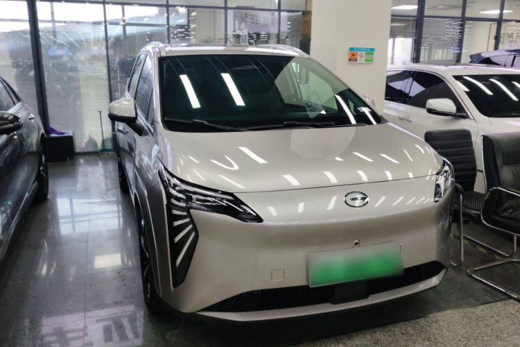 Used AION Y 2023 Plus 510 Smart Edition