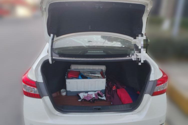 Used Nissan Sylphy 2014 1.6XV CVT Deluxe Edition
