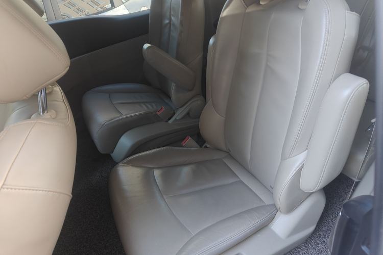 Used Buick GL8 2018 28T Luxury Model China VI Standard
