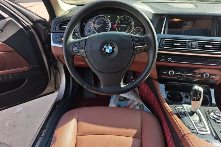 Used BMW 5 Series (Import) 2015 520i Elegant Edition
