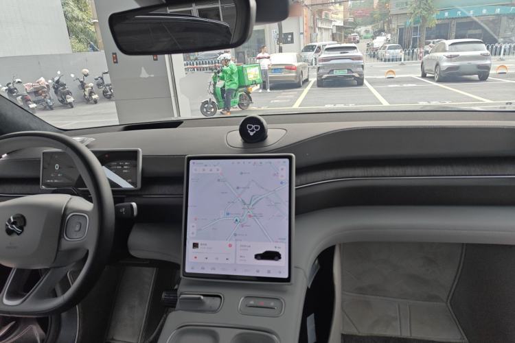 Used Nio ES6 2024 75 kWh