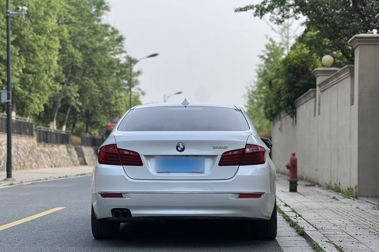 Used BMW 5 Series 2014 525Li Luxury Design Package
