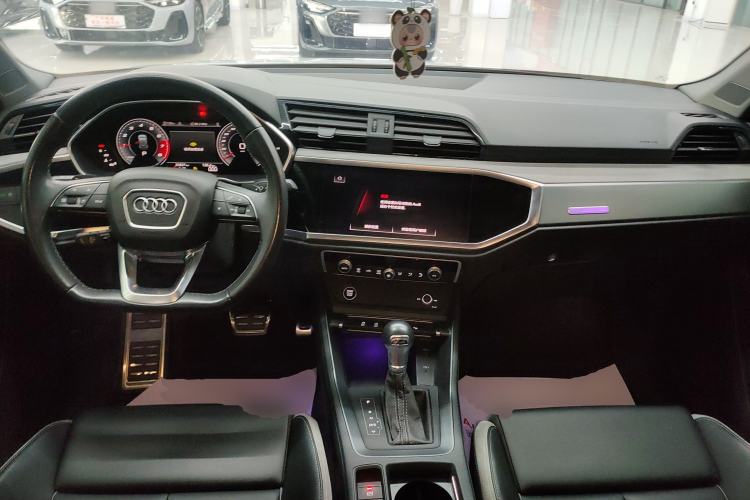 Used Audi Q3 2024 35 TFSI Fashion Dynamic Edition
