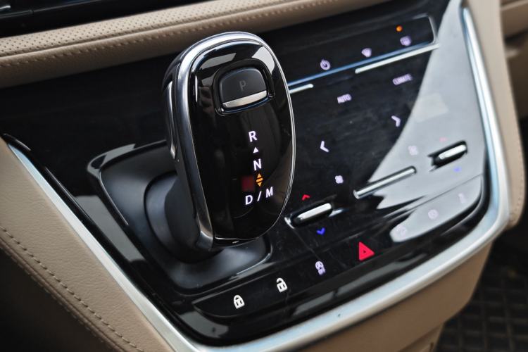 Used Buick GL8 2020 ES Land Cruiser 653T Flagship Model