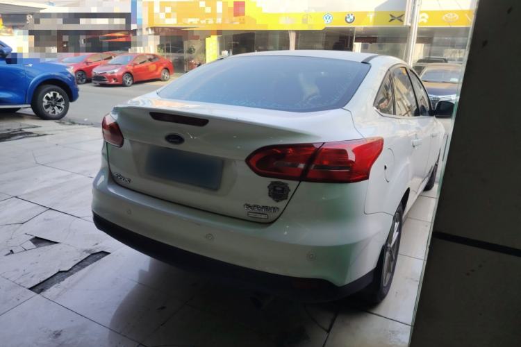 Used Ford Focus 2015 Sedan EcoBoost 180 Automatic Elite Model
