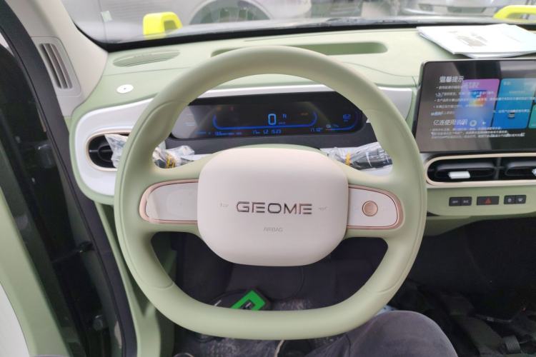 Used  Panda 2025 210km Panda Rider
