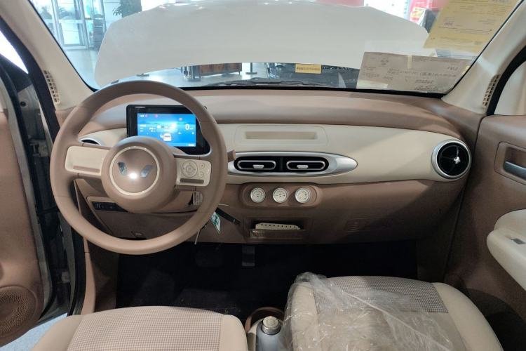 Used Wuling Hongguang MINIEV 2025 Four-Door Version Advanced Edition
