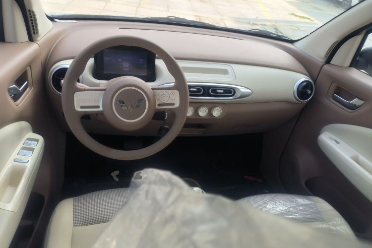 Used Wuling Hongguang MINIEV 2025 Four-Door Version Advanced Edition