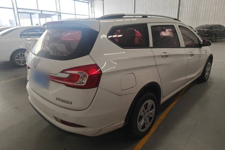 Used Baojun 310W 2017 1.5L Manual Comfort Version China VI Emission Standard
