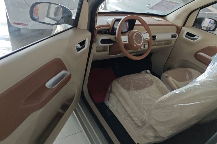 Used Wuling Hongguang MINIEV 2024 3rd Generation 215km Youth Edition
