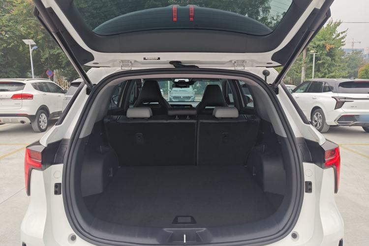 Used Changan CS75 PLUS 2024 3rd Generation Champion Edition 1.5T Intelligent Drive Dynamic Model
