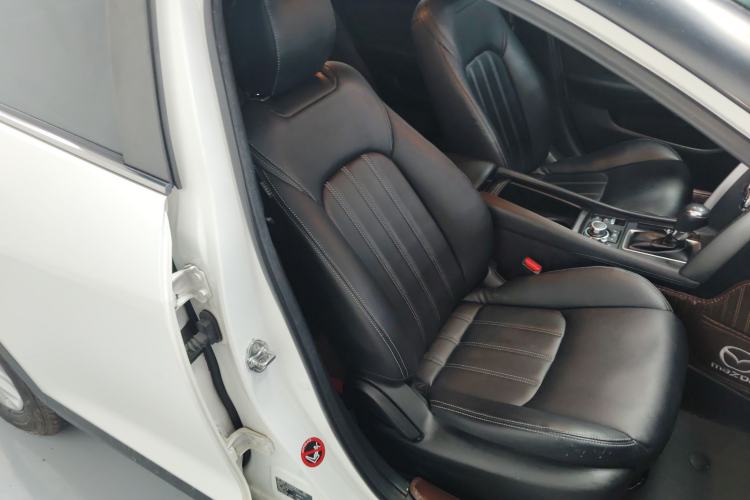 Used Mazda CX-4 2018 2.0L Automatic Two-Wheel Drive Blue Sky Dynamic Version China V Standard