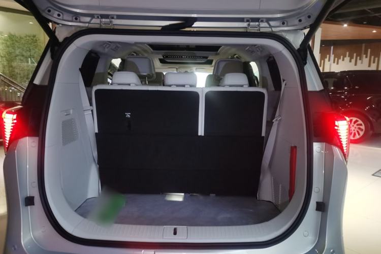 Used Buick GL8 New Energy 2024 Lu Zun Deluxe Edition 7-Seater
