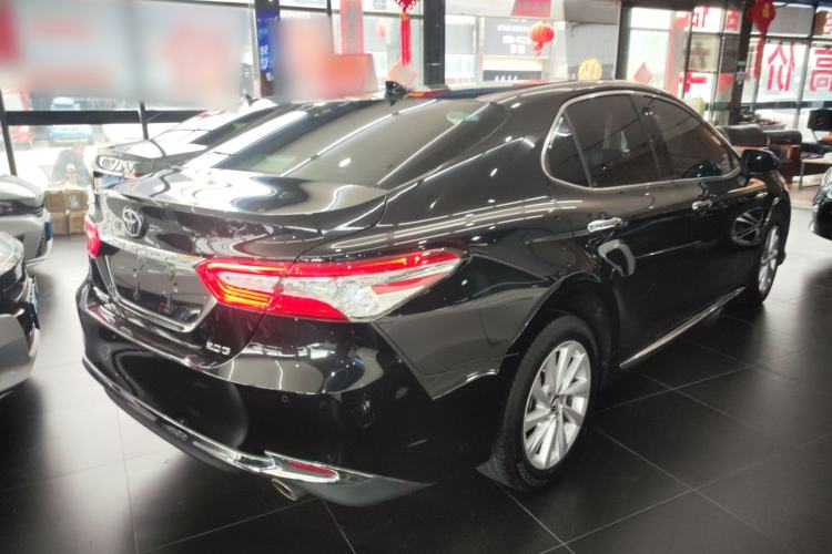 Used Toyota Camry 2023 2.0G Luxury Edition