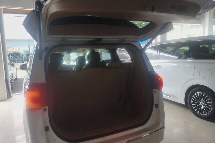 Used Buick GL8 2021 ES Landtrek 653T Luxury Model
