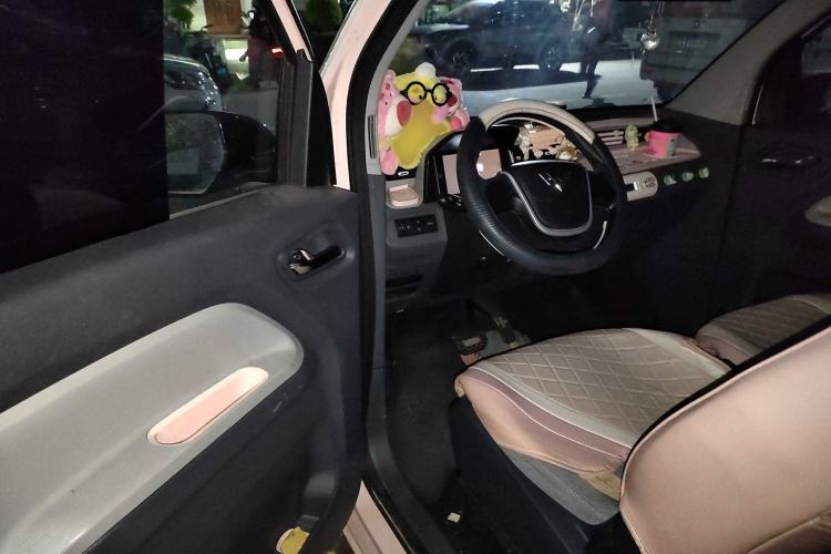 Used Wuling Hongguang MINIEV 2022 Macaron Fashion Model Lithium Iron Phosphate
