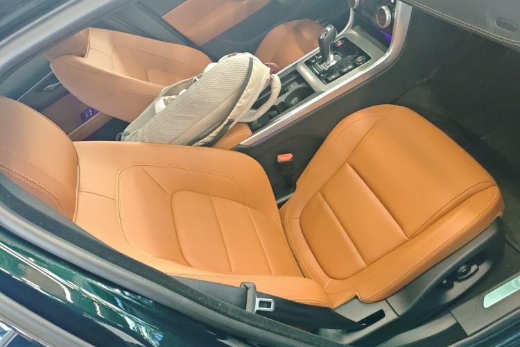 Used Jaguar XEL 2025 2.0T 250 PS R-DYNAMIC 90th Anniversary Edition