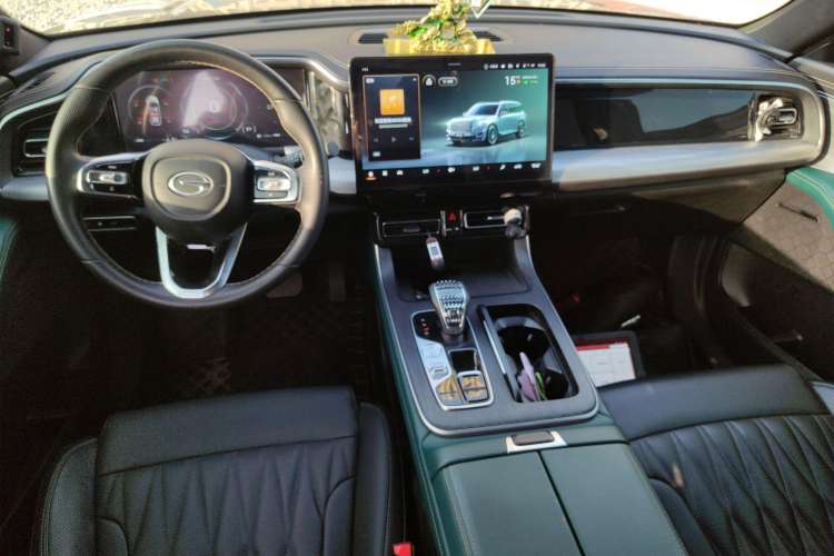 Used GAC Trumpchi GS8 2022 Linghang Series 2.0 TGDI Two-Wheel-Drive Luxury Smart Connectivity Version (7 Seats)
