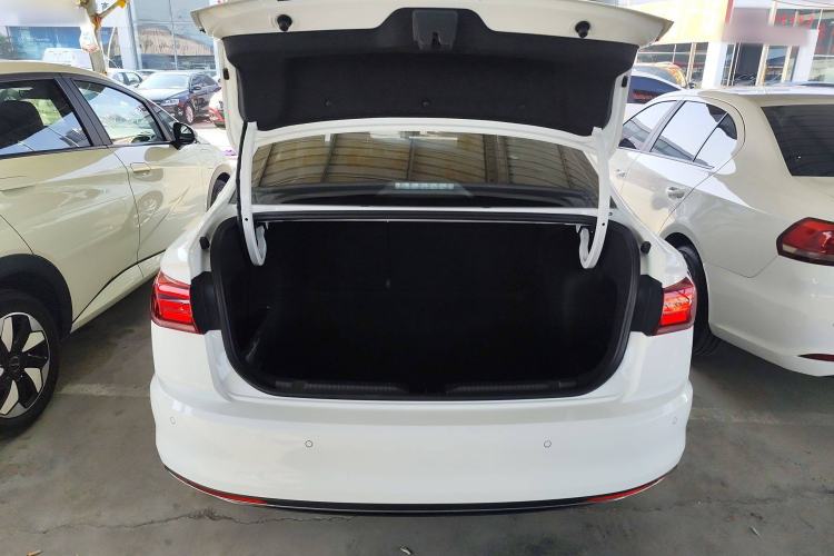 Used Volkswagen Bora 2021 1.5L Automatic Elite Smart Connect Edition
