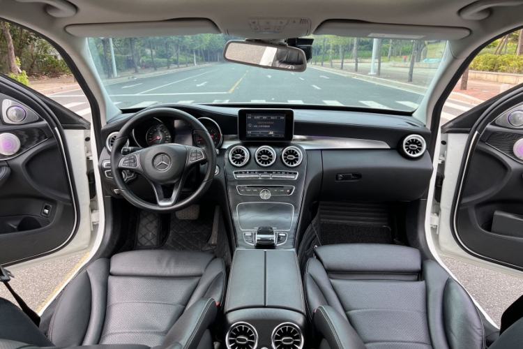 Used Mercedes-Benz C-Class 2021 C 200 L Fashion Edition Sport Version
