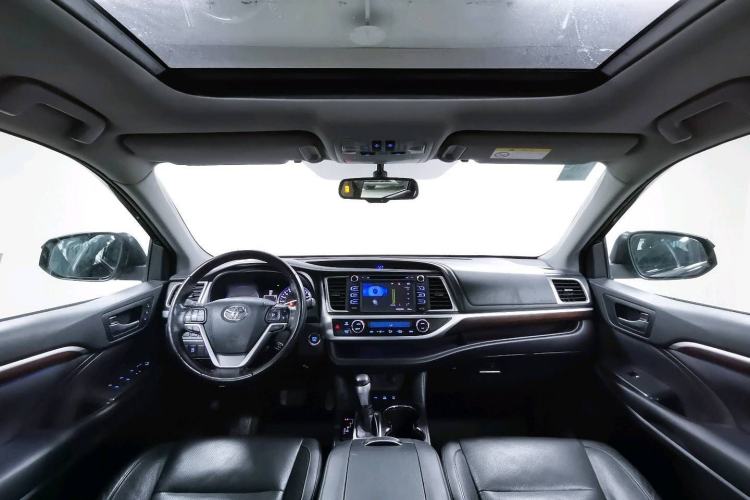 Used Toyota Highlander 2015 2.0T Four-Wheel Drive Ultimate Edition 7-Seater
