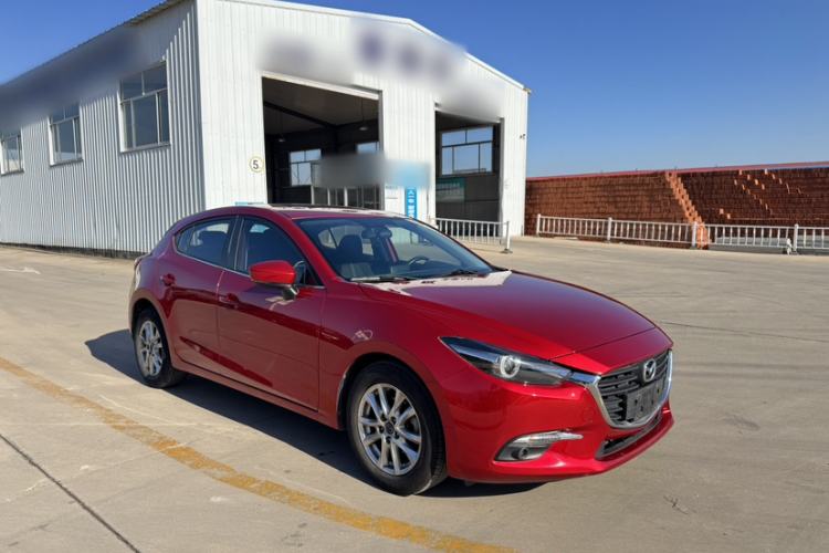 Used Mazda Mazda 3 Axela 2017 Hatchback 1.5L Automatic Luxury Model Emission Standard China V