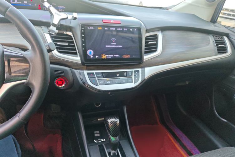 Used Honda Jade 2017 1.8L automatic Comfort version 5 seats
