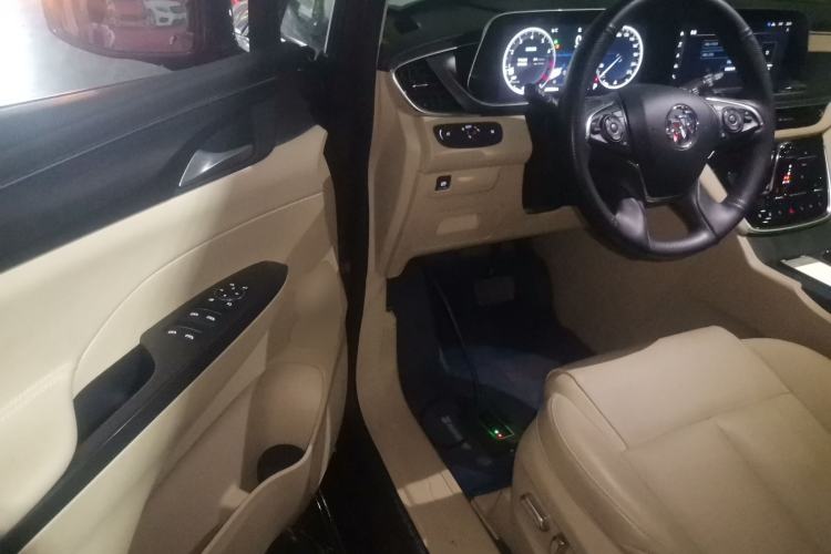 Used Buick GL8 2022 ES Landtrek 653T Luxury Edition