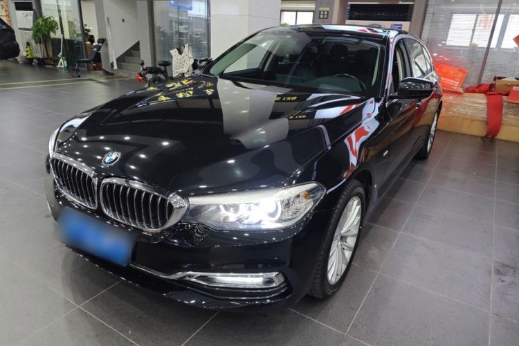 Used BMW 5 Series 2018 525Li Luxury Package
