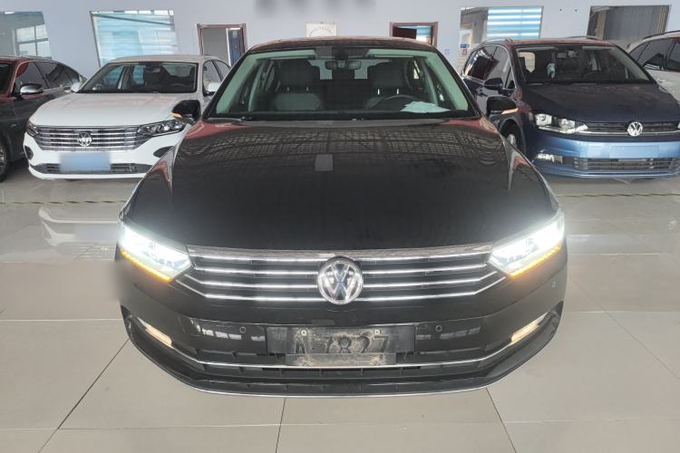 Used Volkswagen Magotan 2019 330TSI DSG Luxury Version China VI Standard
