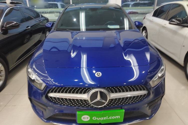 Used Mercedes-Benz A-Class 2022 Restyled A 200 L Sport Sedan Fashion Version
