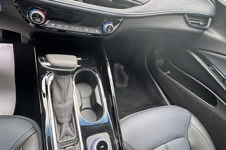 Used Buick Velite 6 2022 Plug-in Hybrid Connected Smart Edition
