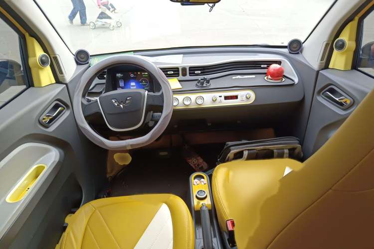 Used Wuling Hongguang MINIEV 2021 Macaron Fashion Edition Lithium-Ion Battery
