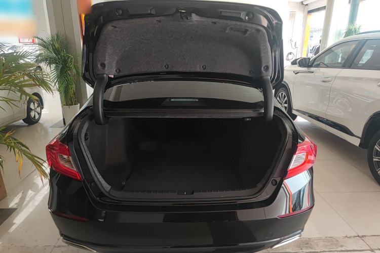 Used Honda Accord 2018 260TURBO Elite Edition China VI