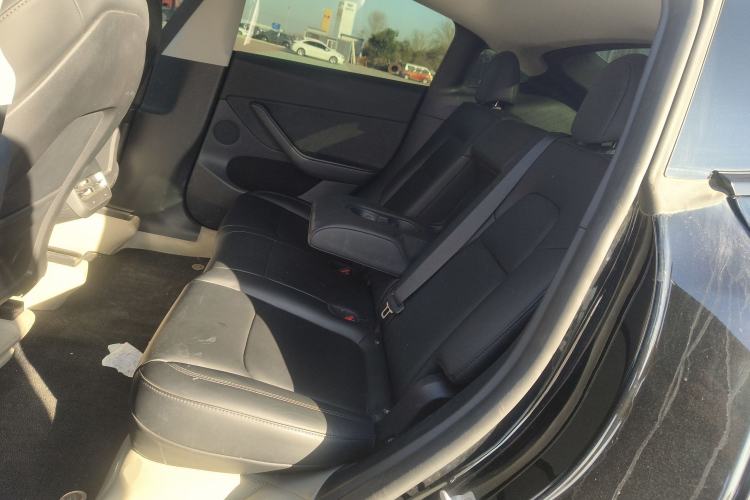 Used Tesla Model Y 2023 Rear-Wheel-Drive Version
