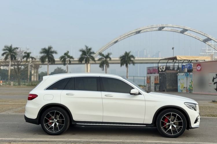 Used Mercedes-Benz GLC 2019 Facelift GLC 260 L 4MATIC Luxury Model