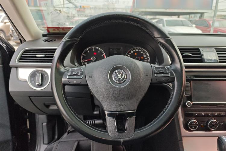 Used Volkswagen Passat 2015 1.8TSI DSG Prestige Edition
