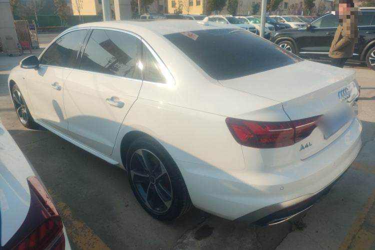 Used Audi A4L 2022 40 TFSI Fashion Dynamic Model
