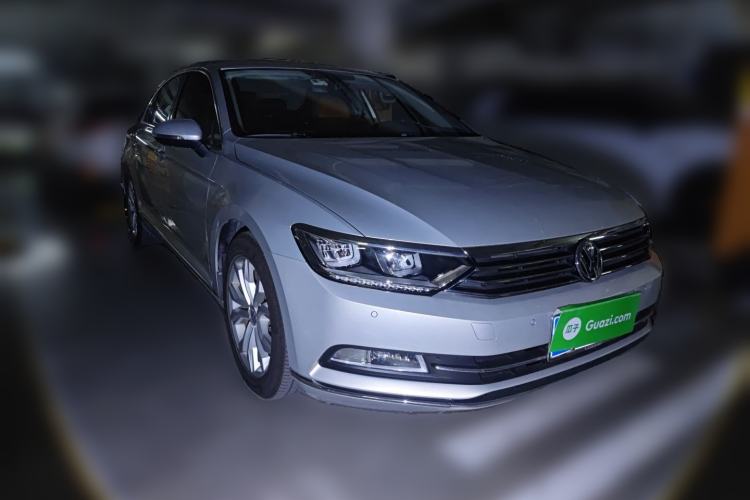 Used Volkswagen Magotan 2019 330TSI DSG Luxury Model China V Standard
