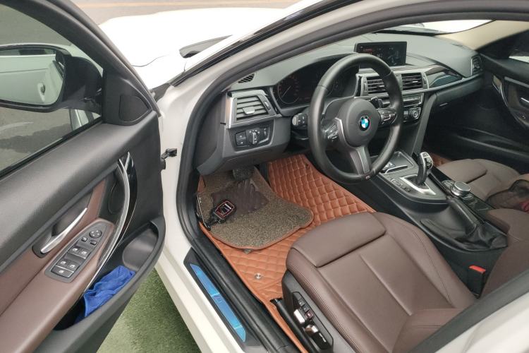 Used BMW 3 Series 2018 320Li Leading Model M Sport Package
