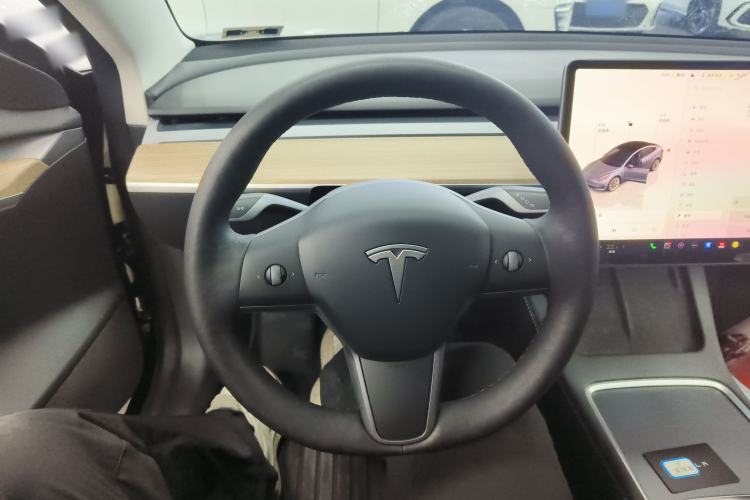 Used Tesla Model 3 2022 Rear-Wheel-Drive Version
